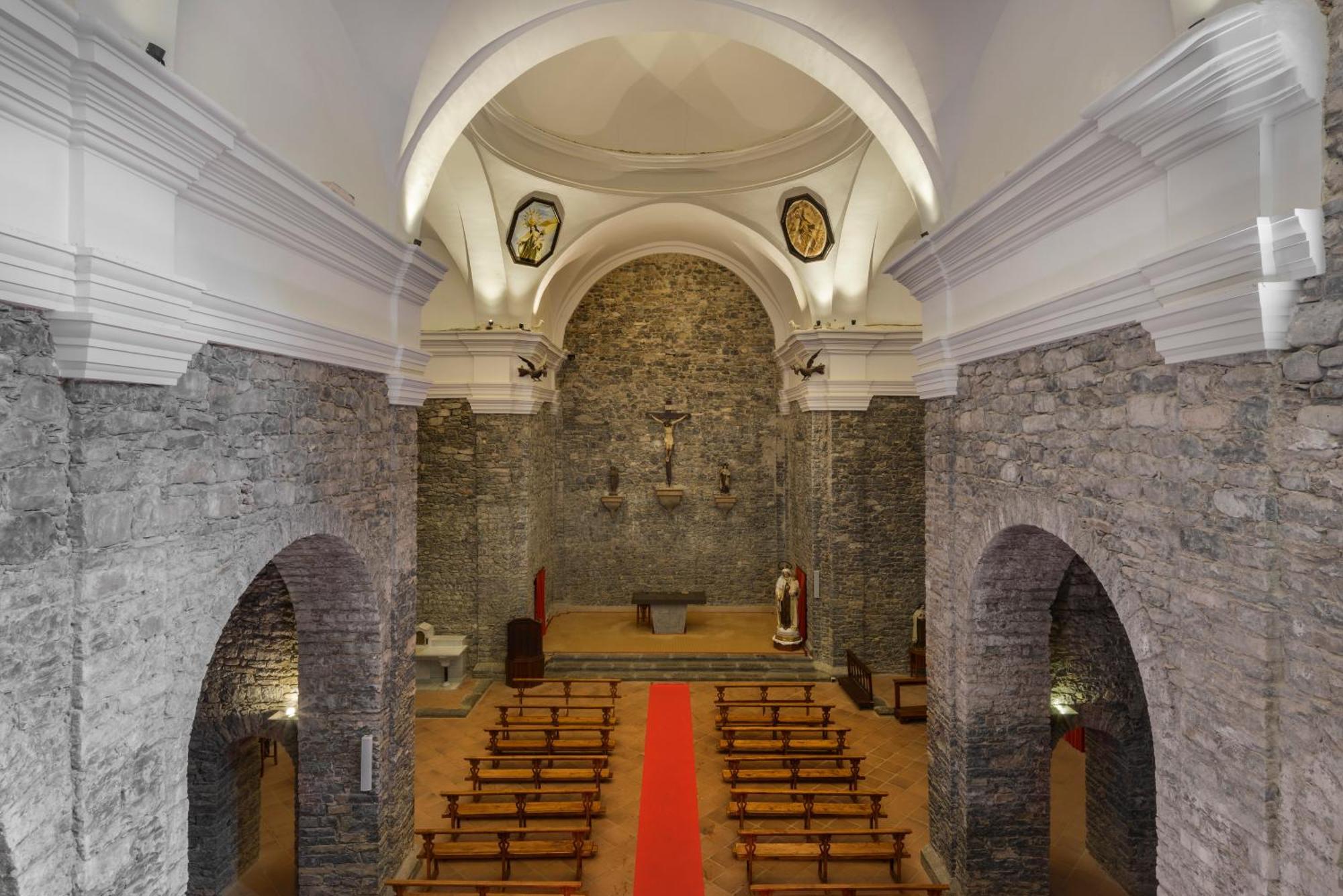Hotel & Spa Monasterio De Boltaña Exterior foto Interior of the church